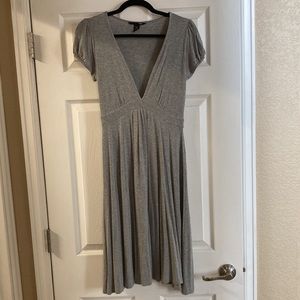 H&M Dress Gray Size 4 V Neck